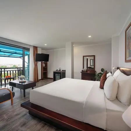 Hoi An Odyssey Hotel & Spa Exterior photo