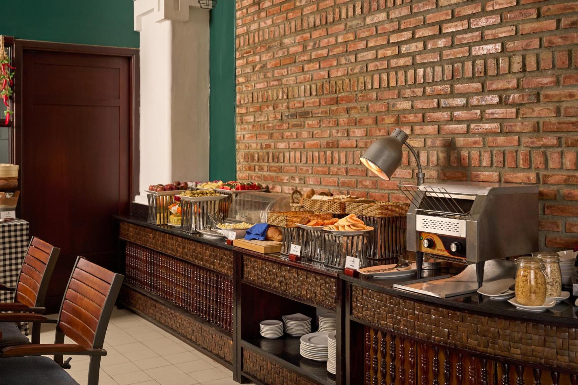 Hoi An Odyssey Hotel & Spa Hotel 4*
