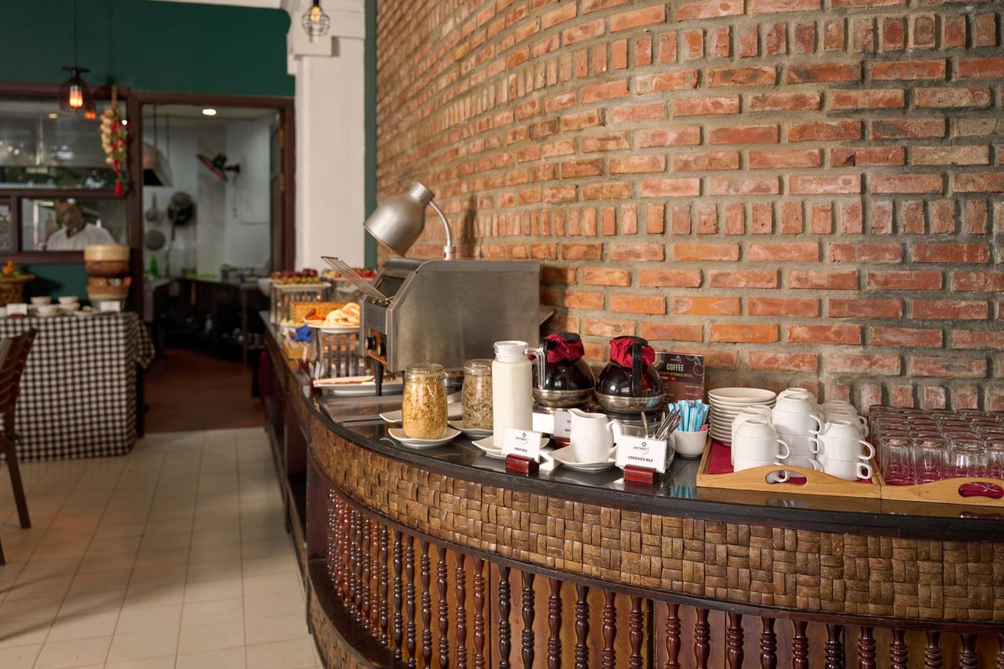 Hoi An Odyssey Hotel & Spa 4*